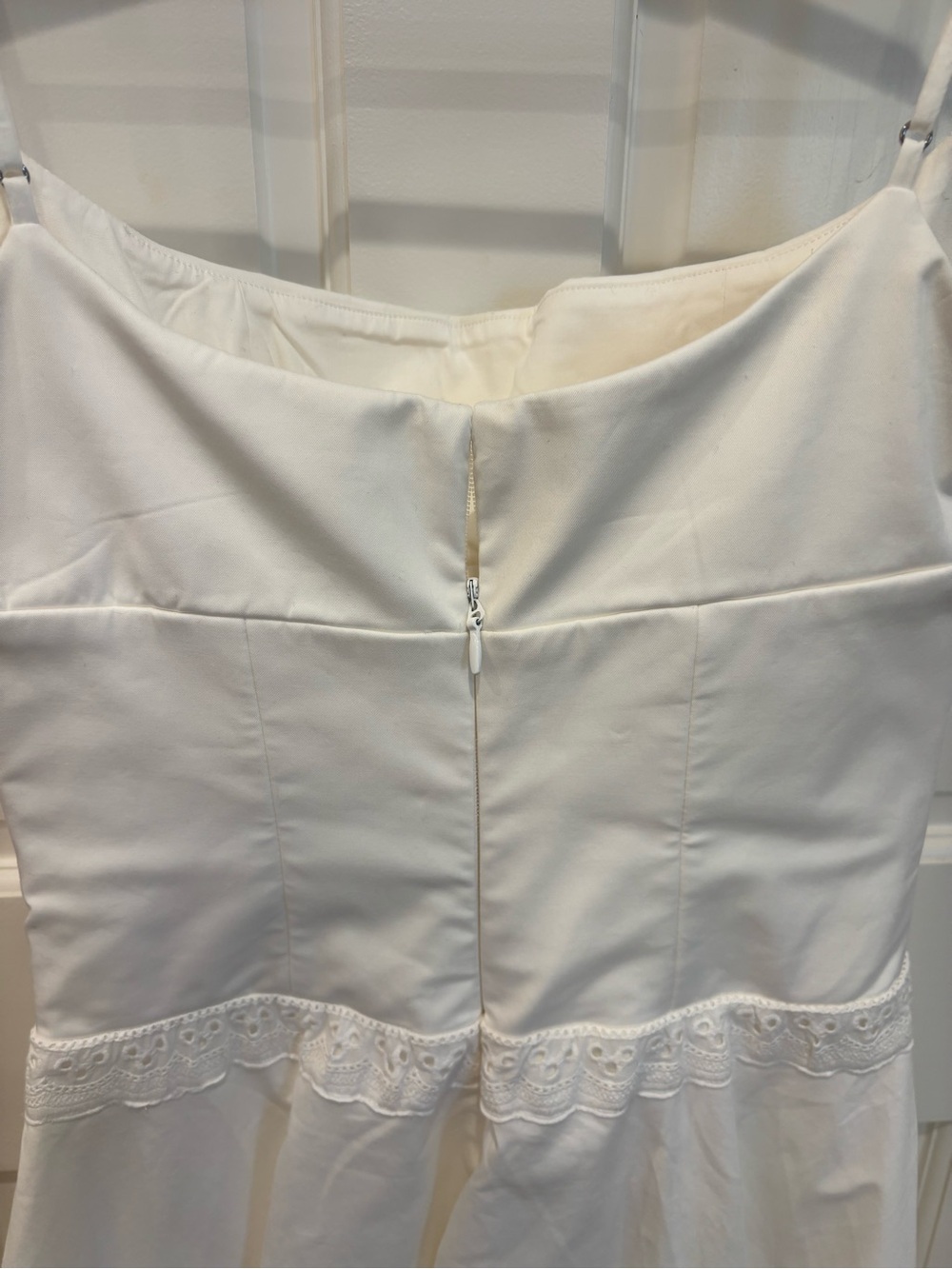 House of CB Liora White Cotton Broderie Anglaise trim Midi Dress - Picture 3 of 12